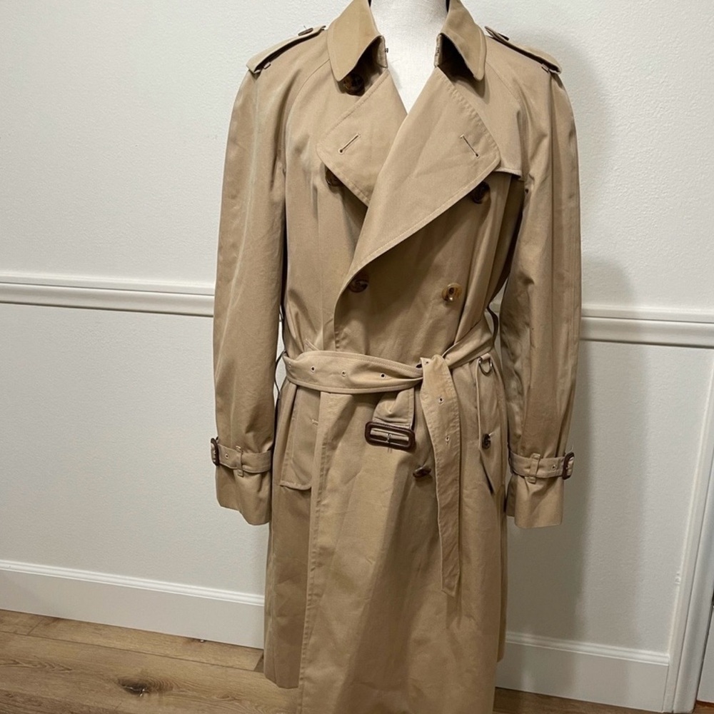 Classic Men's Beige Trench Coat - Double-Breasted Belted Trench
